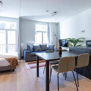 https://smartflats-design-rogier.brusselshotelsbook.com